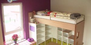 Kinderzimmer Hochbett vorne.JPG